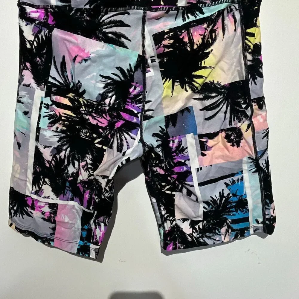 Calvin Klein Women's Multicolor Palm Tree Design High Rise Biker Shorts‎ Large